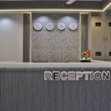 Hotel Legacy Ахмедабад Экстерьер фото